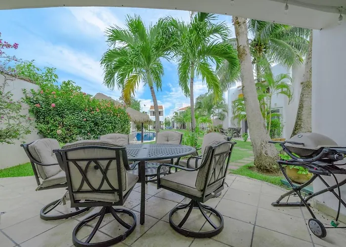 3br Tropical In Playacar *