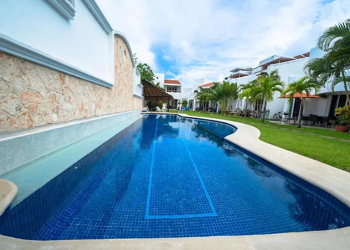 3br Tropical In Playacar *